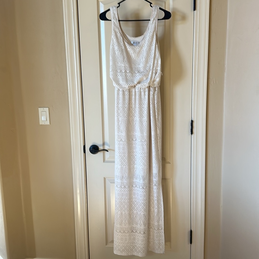 Maxi LONG Dress-Embroidered, Side Slit with at-knee lining Size 10, Sleeveless